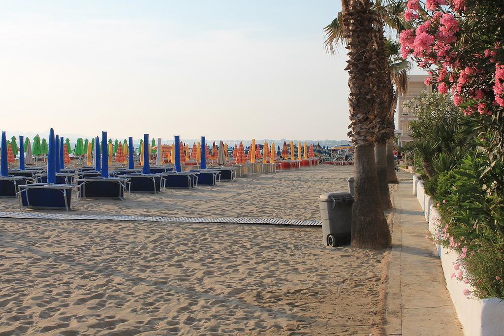 Aldom Apartments Durrës 外观 照片