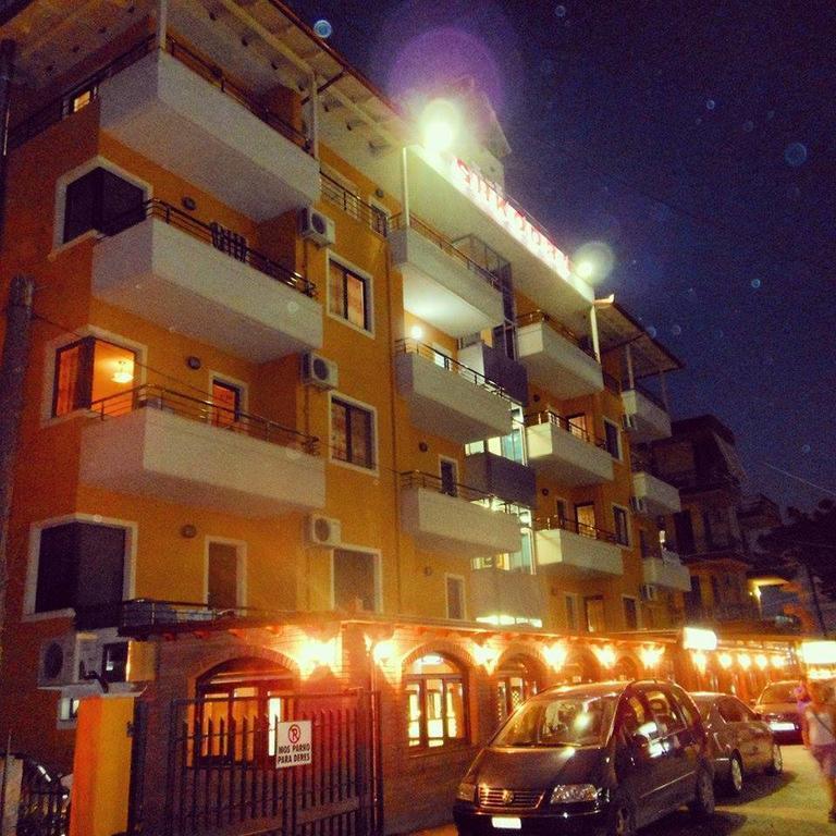 Aldom Apartments Durrës 外观 照片